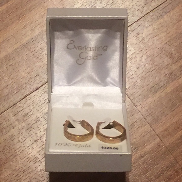 NWT 10K gold earrings - Picture 2 of 7