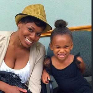 Meet your Posher, Marcia