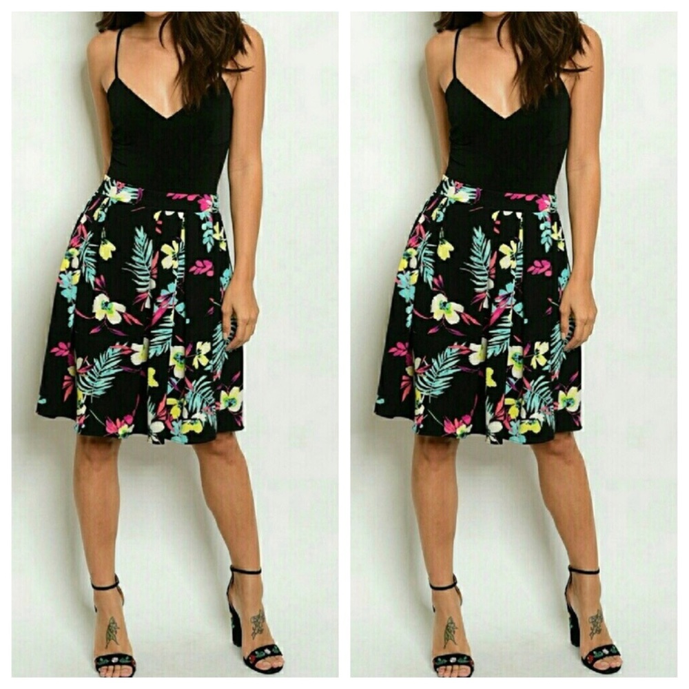 ▪️ⓝⓔⓦ▪️ Tropical Floral Skirt