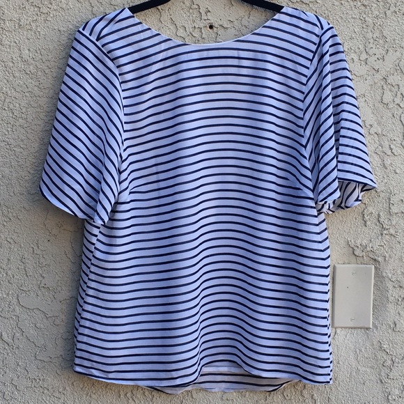 H&M Tops - NWT H&M White & Blue Striped Top With Tie On Back