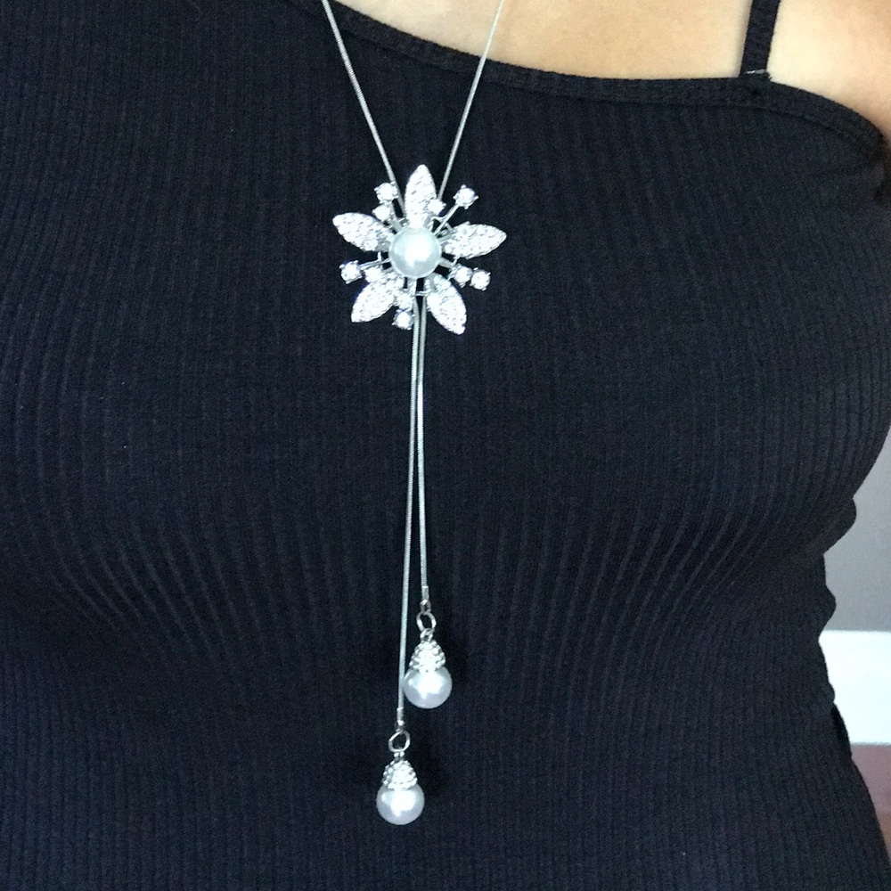 ADJUSTABLE CRYSTAL TASSEL PEARL CHAIN  NECKLACE