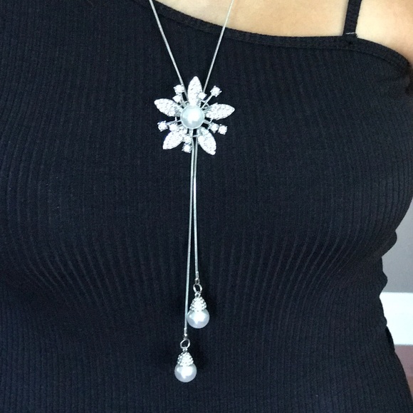 ADJUSTABLE CRYSTAL TASSEL PEARL CHAIN  NECKLACE - Picture 1 of 2