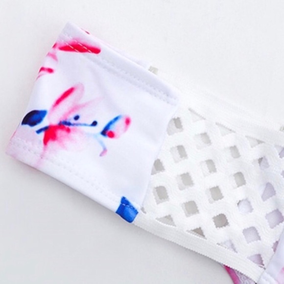 ⚡️HP⚡️🅢🅐🅛🅔 Turks & Caicos▪️Floral White Bikini - Picture 3 of 5