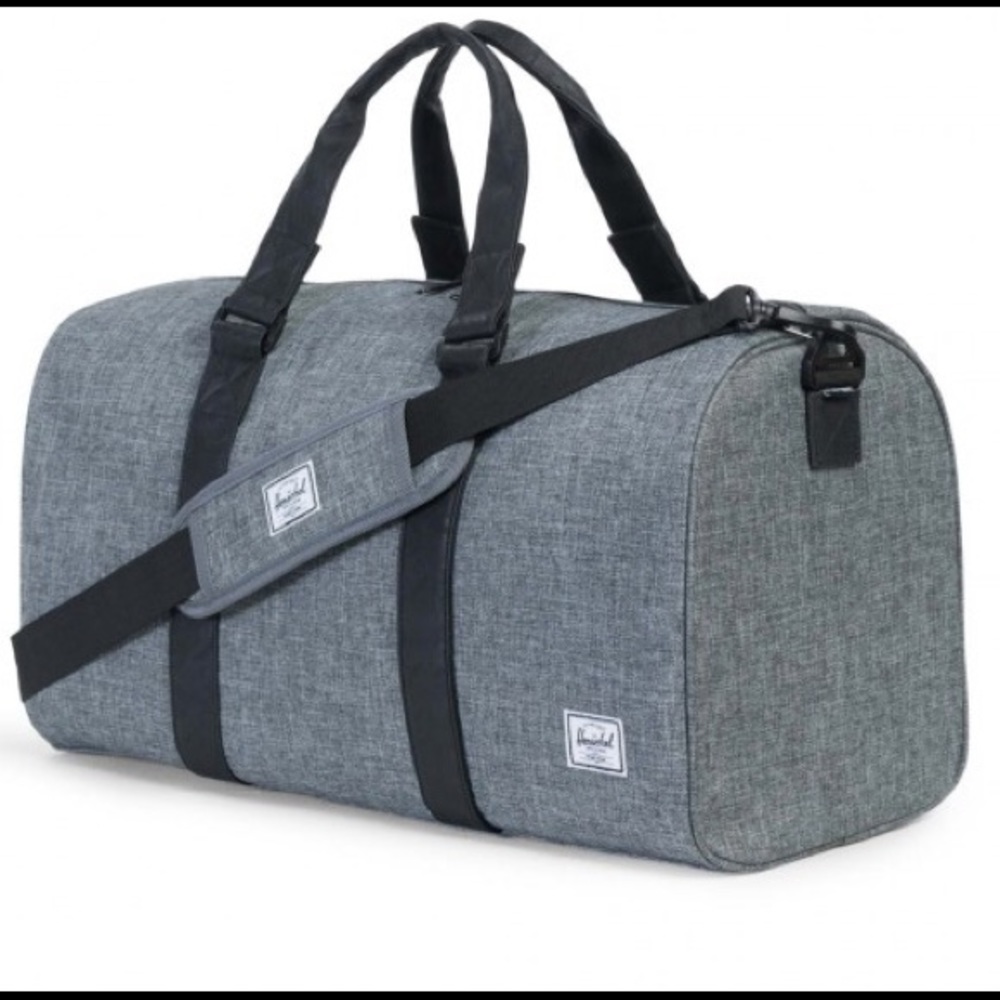 NWT HERSCHEL RAVINE DUFFLE GREY CROSSHATCH