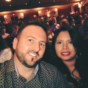 Meet your Posher, Romina