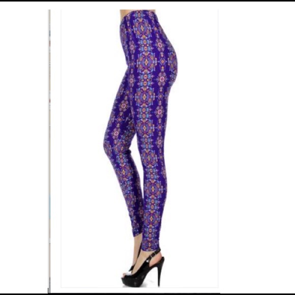 CLEARANCE - NEW Cobalt blue Aztec leggings - Picture 3 of 4