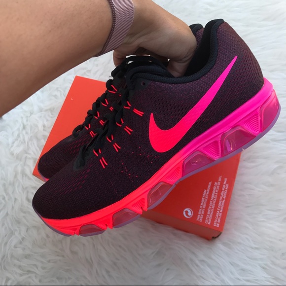 NIKE AIR MAX WOMENS AUTHENTIC SZ 8.5 new - Picture 2 of 7