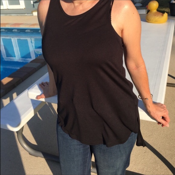 Lightweight Black Summer Top - Picture 4 of 4