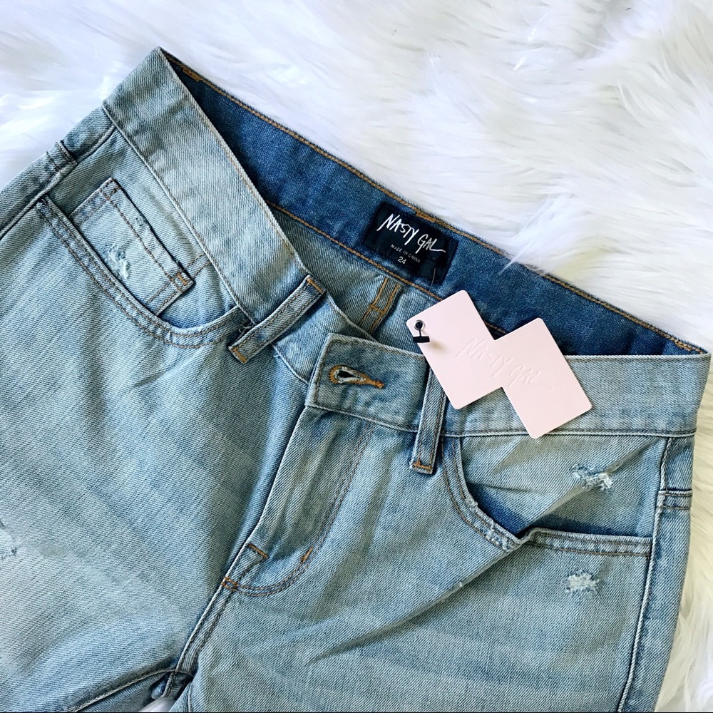 SALE Nasty Gal Patch Boyfriend Jeans - Picture 5 of 8