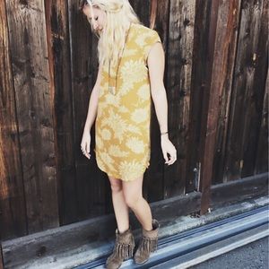 Novella Royale Goldie Mini (S) gold dahlia print