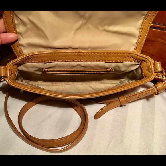 Tory Burch bag - Picture 3 of 8