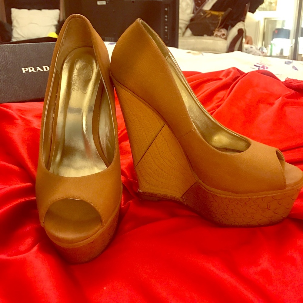 Wooden wedge
