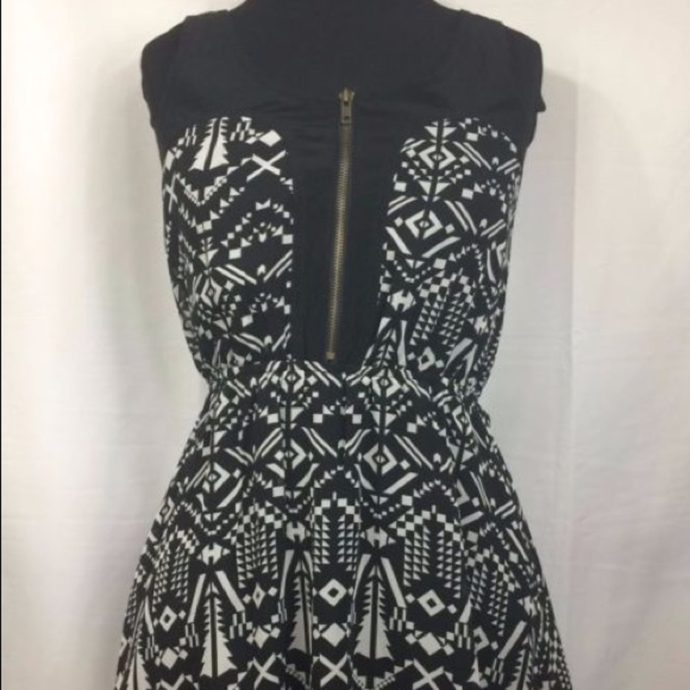 Exposed Zipper Blk White Sun  Skater Grunge Dress