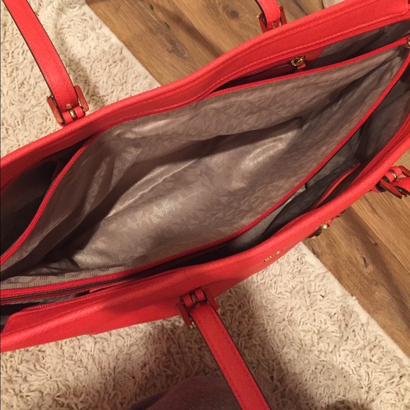 MK BAG. New edition in 2016. Purchased new. - Picture 3 of 4