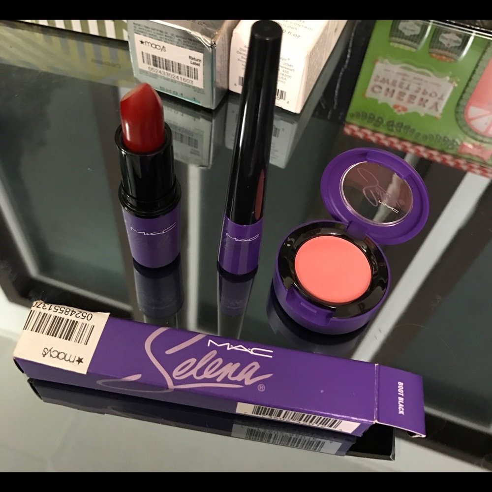 Selena Bundle