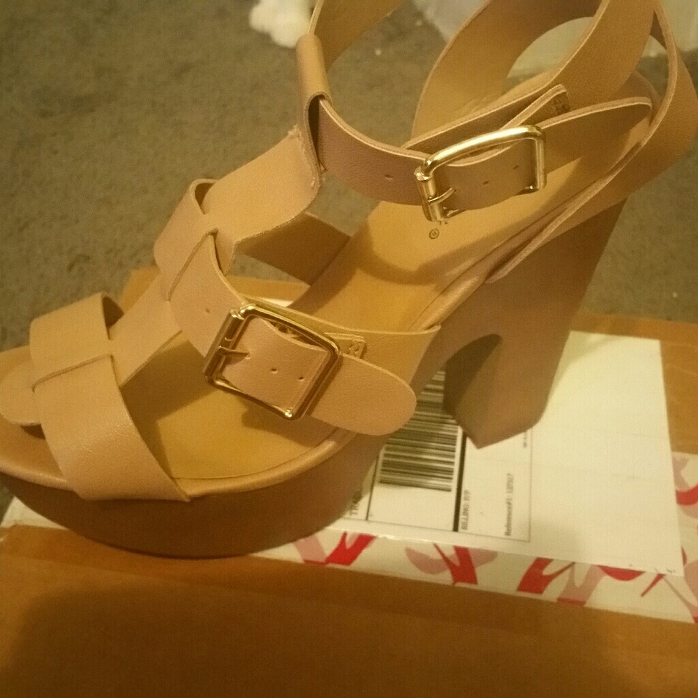 Women's sandals