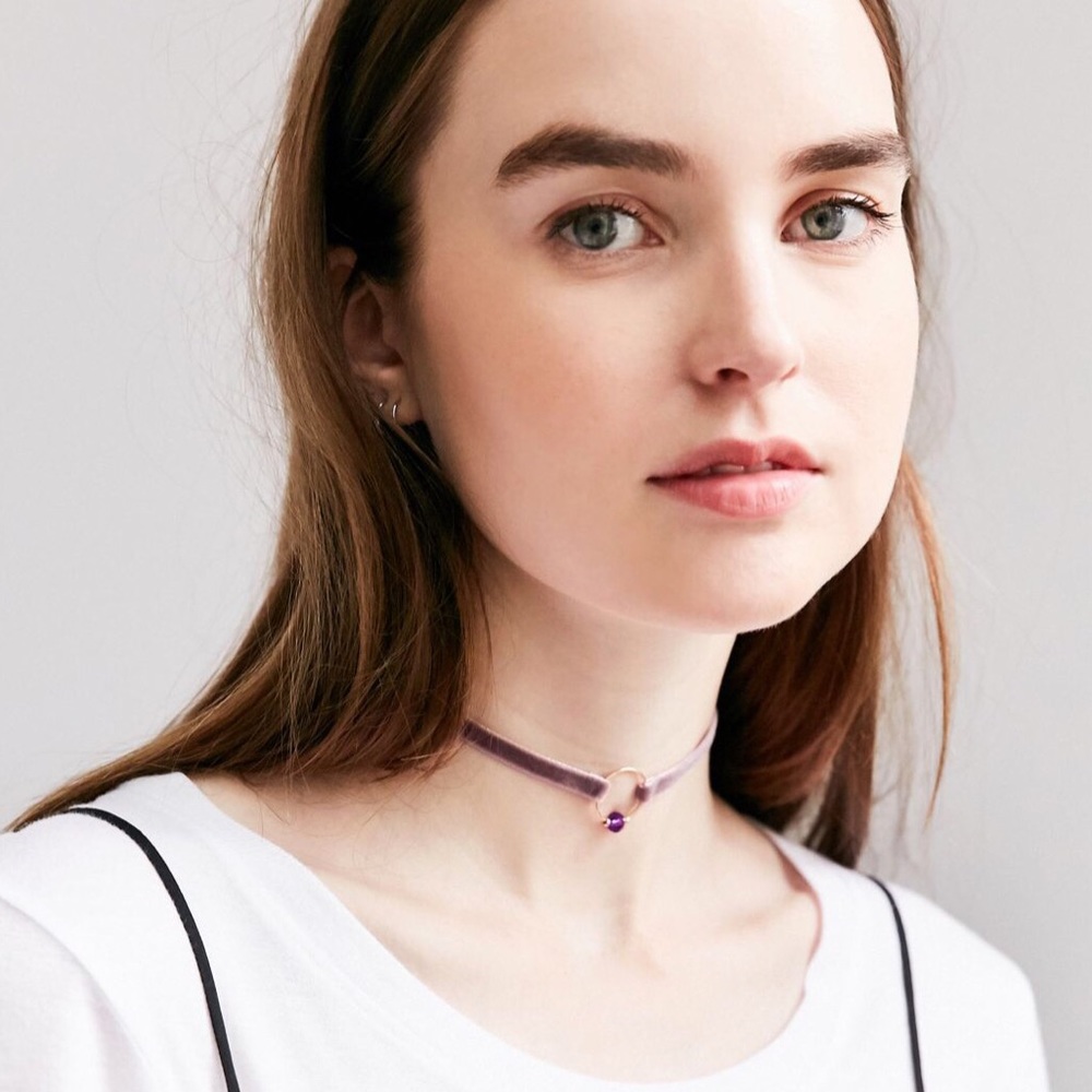 Delicate Circle Choker Necklace