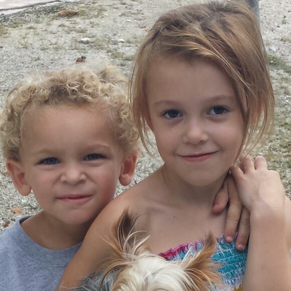 Meet your Posher, Sandra - Picture 1 of 1