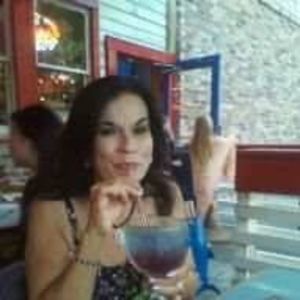 Meet your Posher, Yolanda