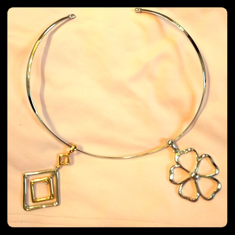 Free /$10 purchase! Band with two pendants