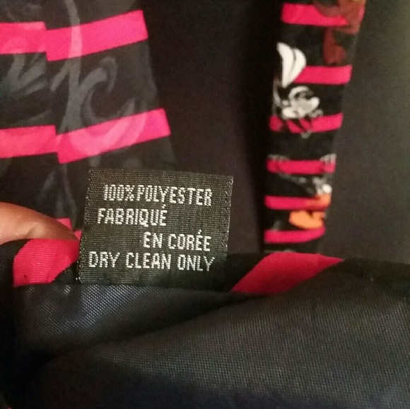 Looney Tunes Tie - Picture 3 of 4