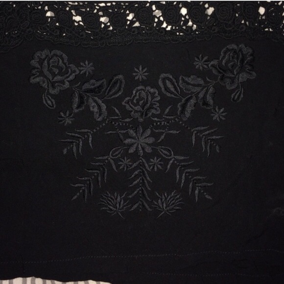 2/$25 LF Black Embroidered Crop Top - Picture 4 of 5