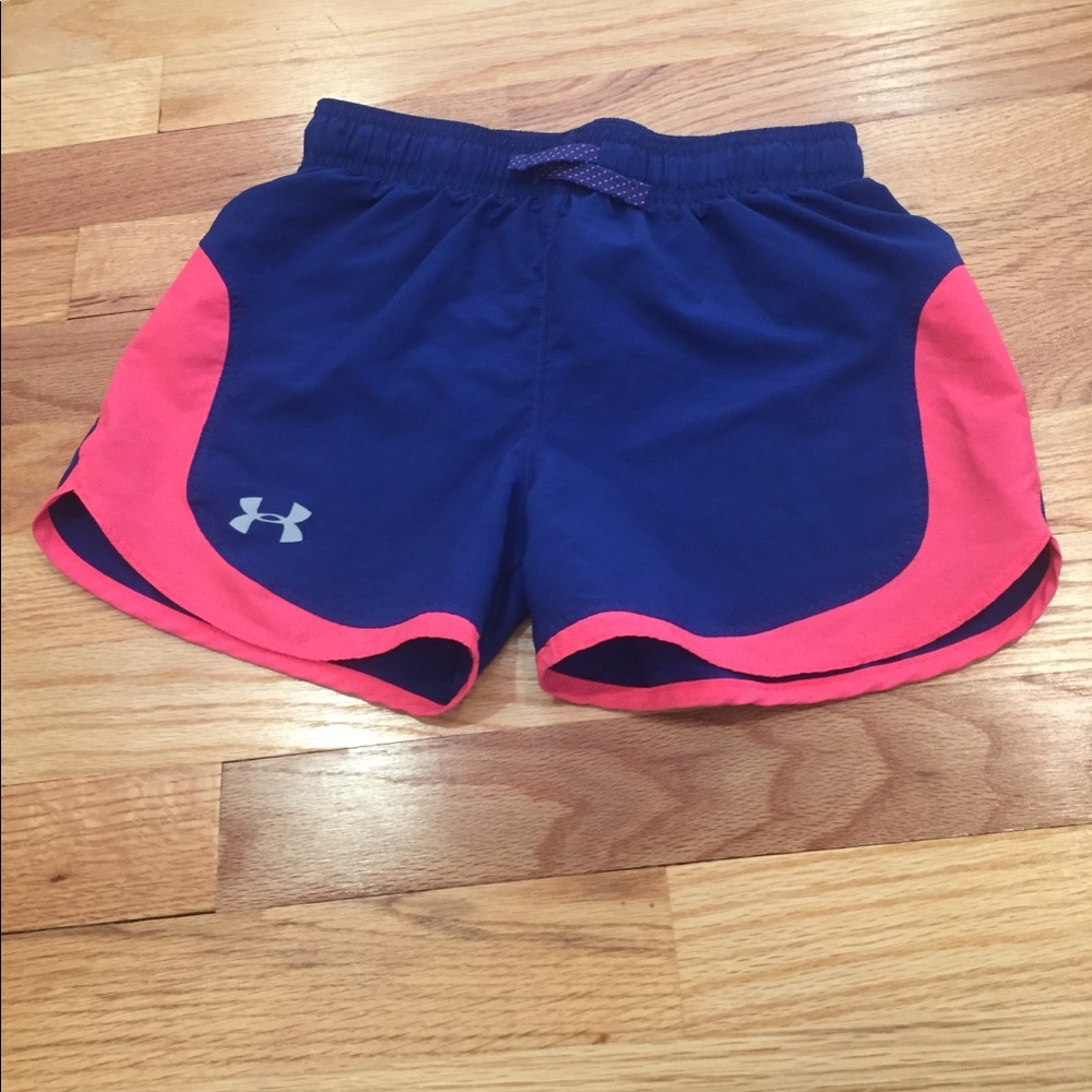 Under Armour loose fit heat gear shorts YMed