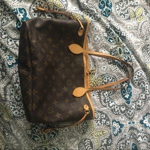 Louis Vuitton Neverfull PM