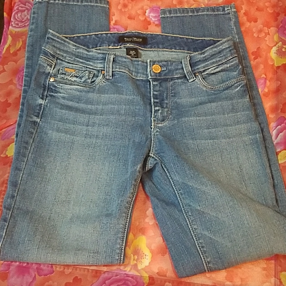 ♀White House Black Market Jeans♀ - Picture 2 of 4