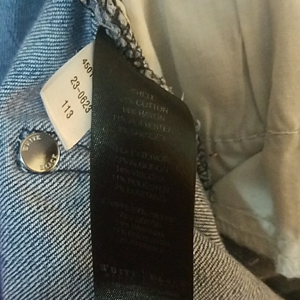 ♀White House Black Market Jeans♀ - Picture 4 of 4