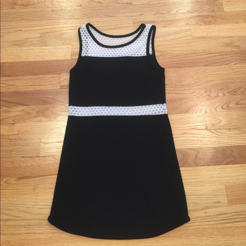 Elegant fitted party dress