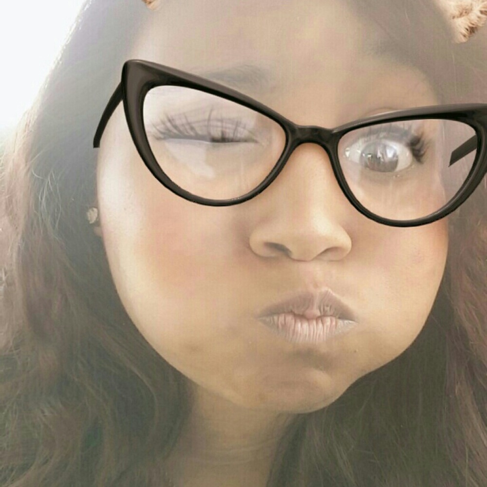 Meet your Posher, Jackie