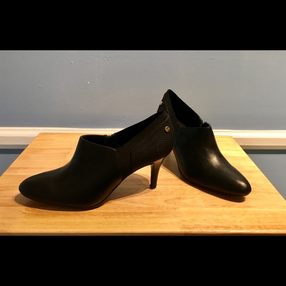 Gorgeous🌹Calvin Klein🌹Leather Dress Shoes🌹NWOT! - Picture 2 of 4