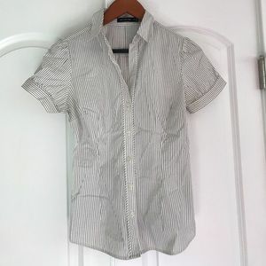 The Limited button down collared shirt pinstriped