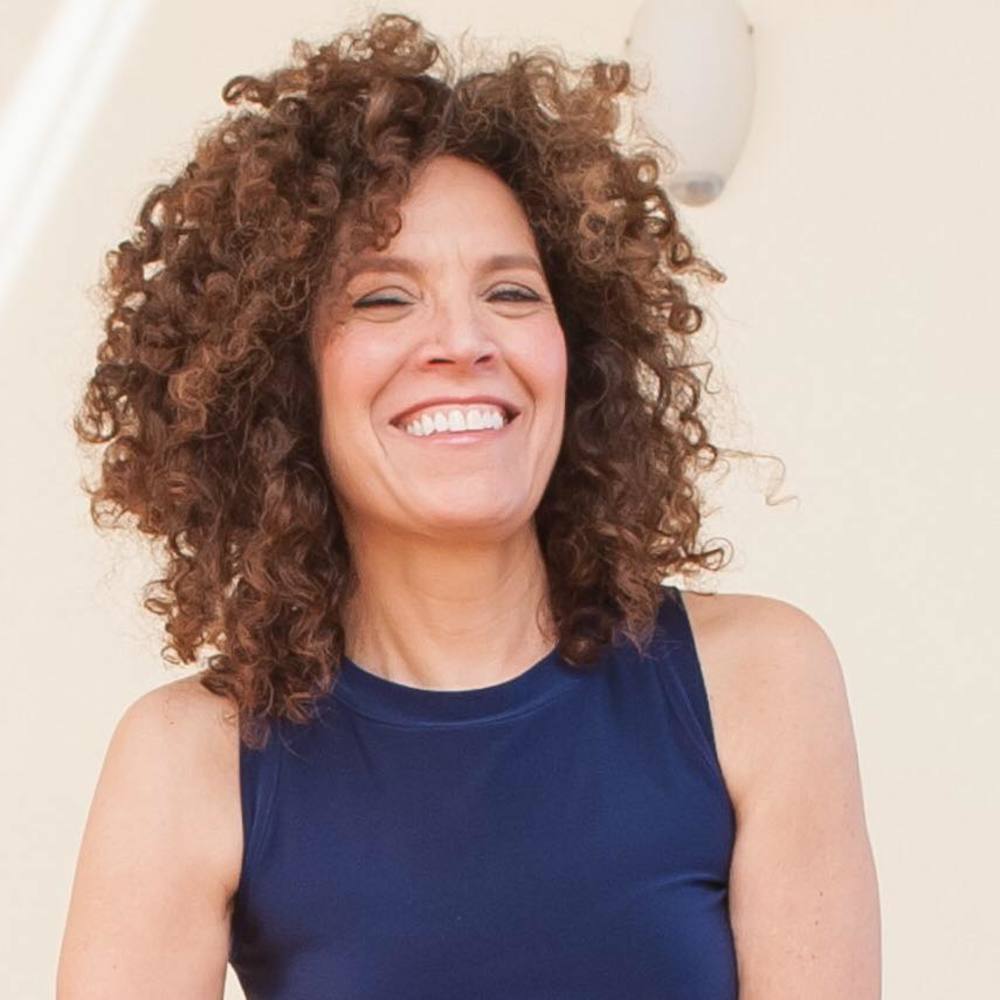 Meet your Posher, Phoebe