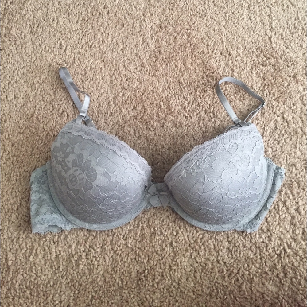 Aerie Grey Lacy Bra 36B