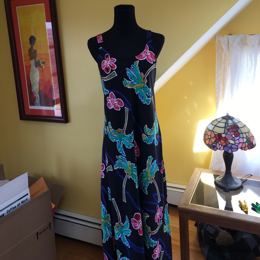 A. B. Lambdin tropical print dress