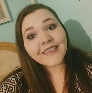 Meet your Posher, Nichole