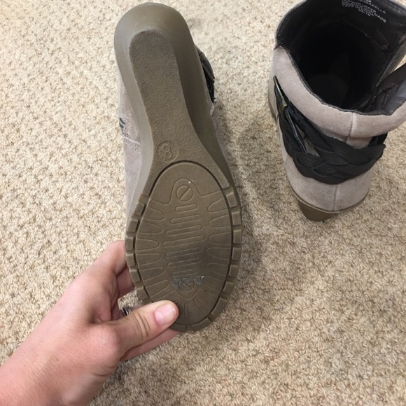 White mountain ankle boots size 8 - Picture 3 of 3