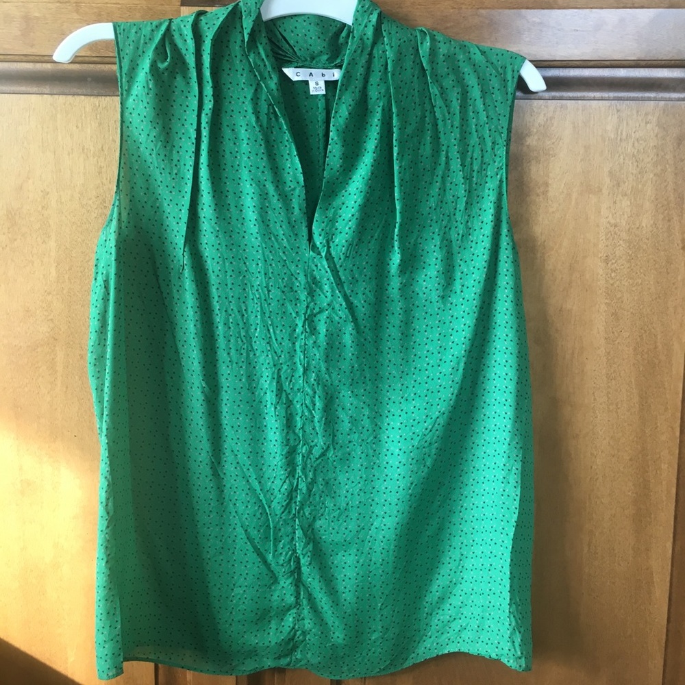 CAbi Green sleeveless Top - silk blend