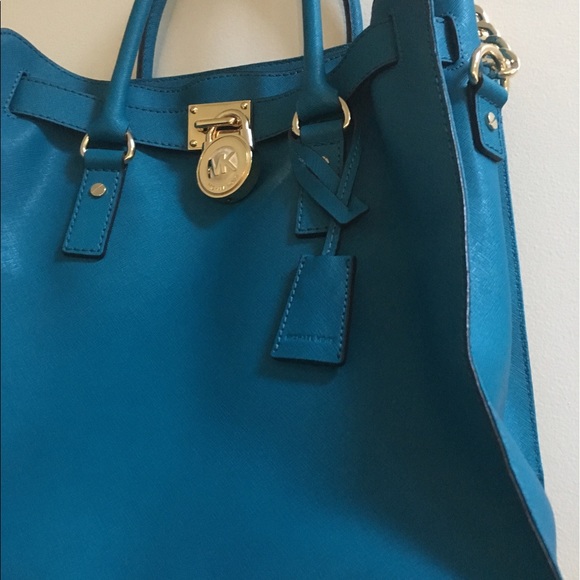 Gorgeous Michael Kors large Hamilton Satchel - Picture 2 of 8