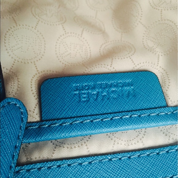 Gorgeous Michael Kors large Hamilton Satchel - Picture 3 of 8