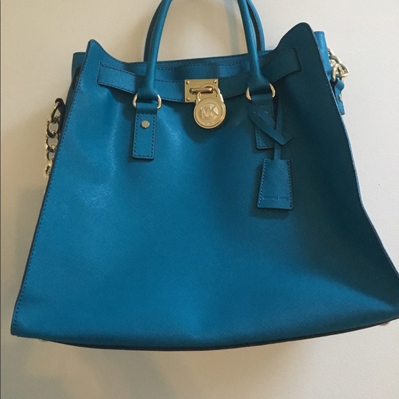 Gorgeous Michael Kors large Hamilton Satchel - Picture 5 of 8