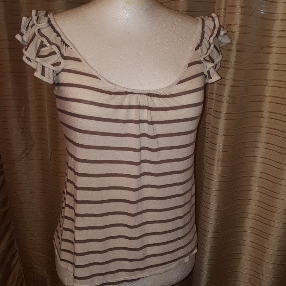 White and brown striped top