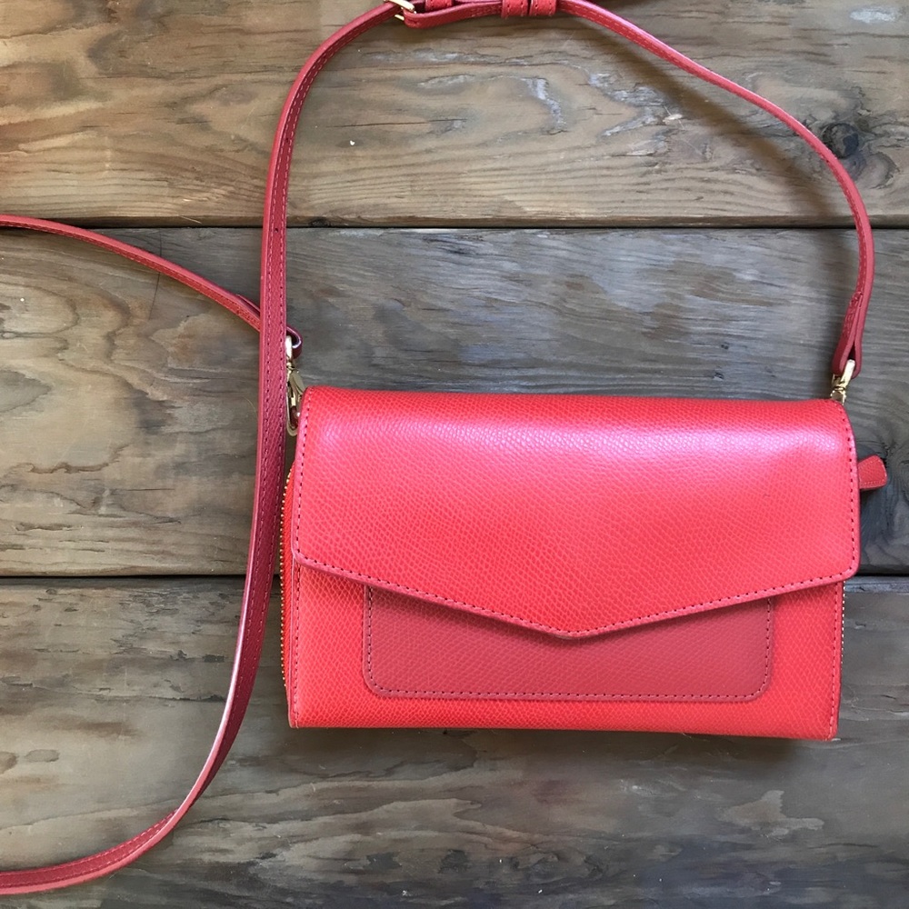 Ultimate Crossbody in Burnt Orange