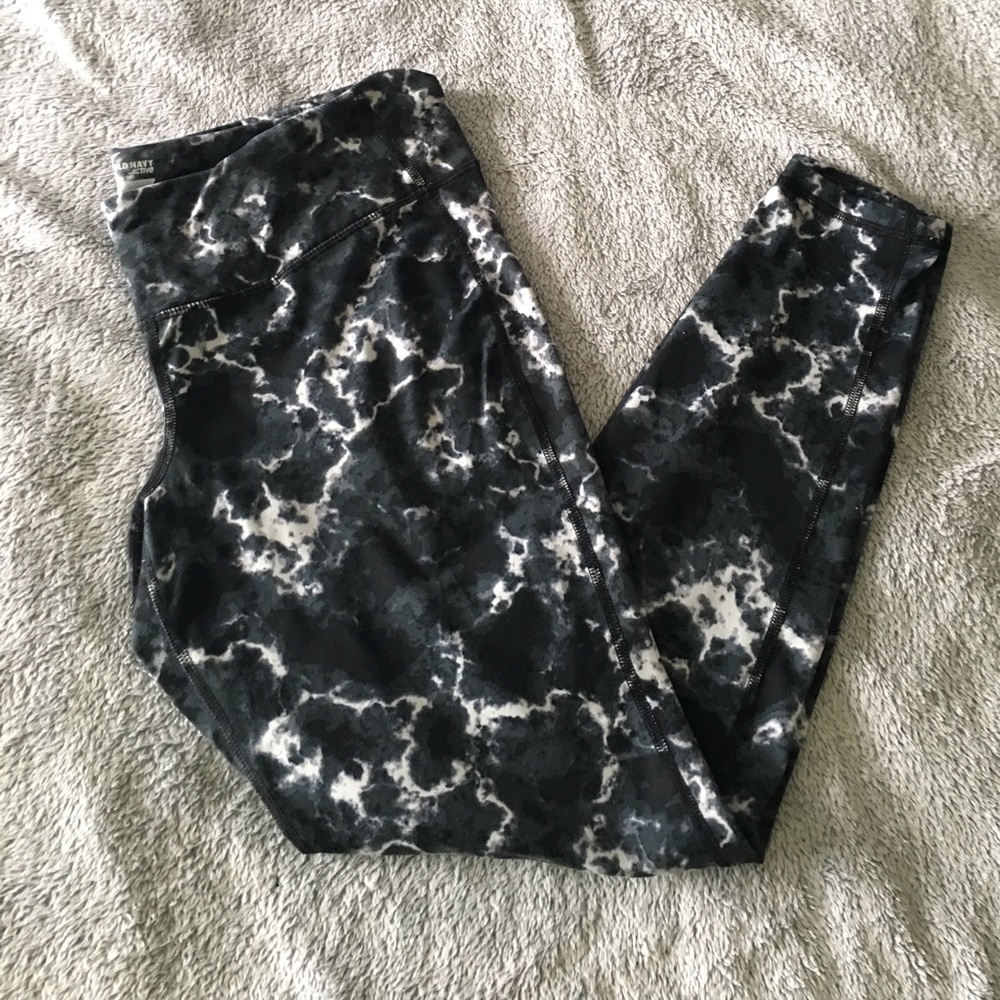 Old Navy Go-Dry Workout leggings