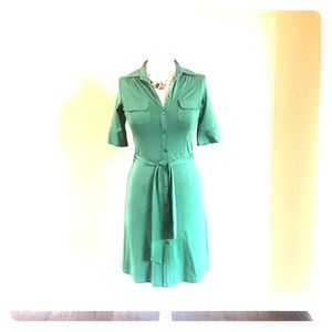 Adorable H&M Green Tie Front Dress!! 👗