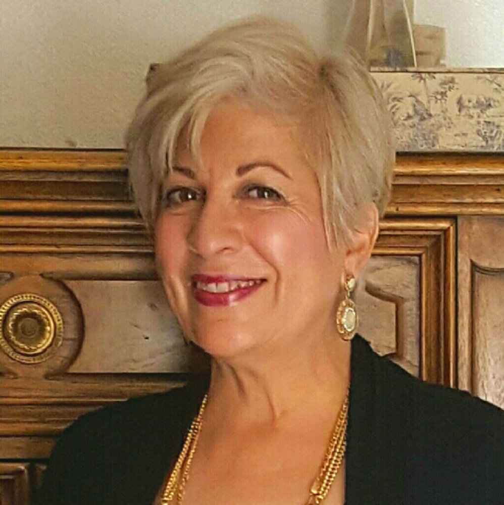 Meet your Posher, Nanette