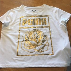 Puma top