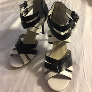 Michael Kors Leather Sandals Sz 7